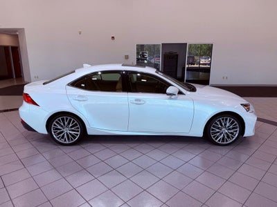 2017 Lexus IS 200t SMART CRUISE/SUNROOF/LANE ALERT/1-OWNER/15K MILES