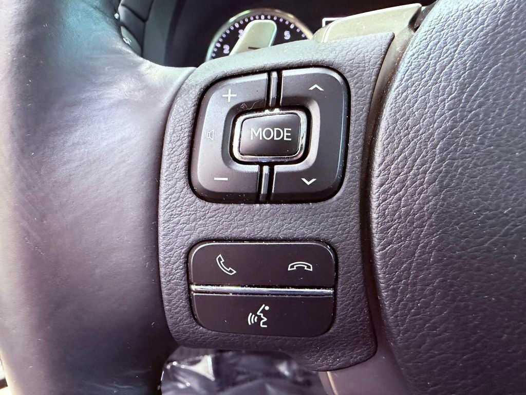 2017 Lexus IS 200t SMART CRUISE/SUNROOF/LANE ALERT/1-OWNER/15K MILES