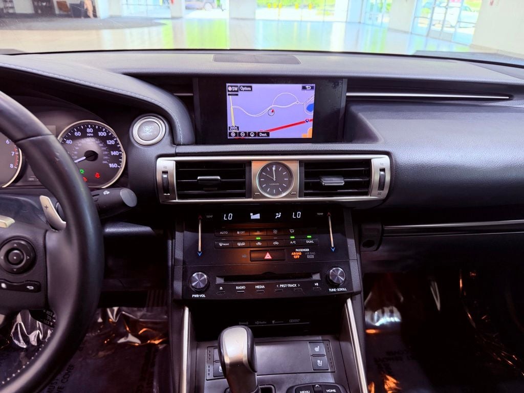 2014 Lexus IS 350 PREMIUM/NAV/BLIND SPOT/PARK AST/CLEAN CARFAX