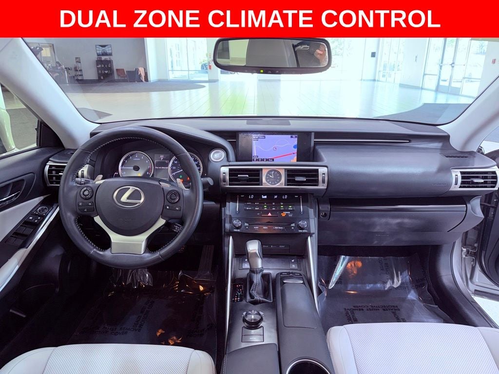 2014 Lexus IS 350 PREMIUM/NAV/BLIND SPOT/PARK AST/CLEAN CARFAX