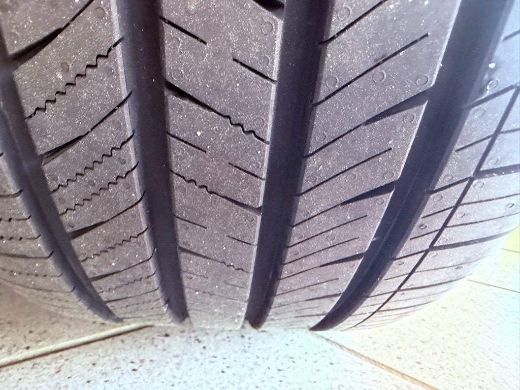 2015 Lexus IS 250 NAV/BLIND SPOT/PARK AST/4 NEW TIRES/ALL RECORDS