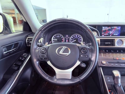 2015 Lexus IS 250 NAV/BLIND SPOT/PARK AST/4 NEW TIRES/ALL RECORDS