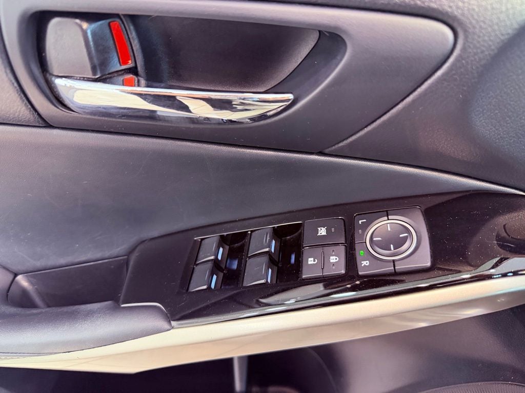 2015 Lexus IS 250 NAV/BLIND SPOT/PARK AST/4 NEW TIRES/ALL RECORDS