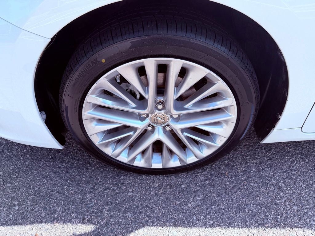 2015 Lexus ES 350 ULTRA LUX/PANOROOF/MARK LEV/RADAR CRUISE/NEW TIRES