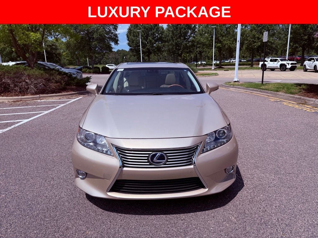 2013 Lexus ES 300h LUXURY/NAVIGATION/BLIND SPOT/PARK AST/SUNSHADE
