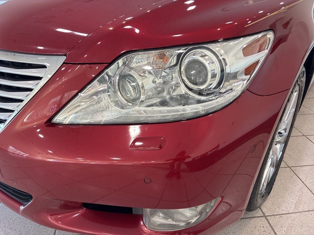 2010 Lexus LS 460 AWD/LUXURY/NAV/POWER DOOR CLOSERS/NEW TIRES