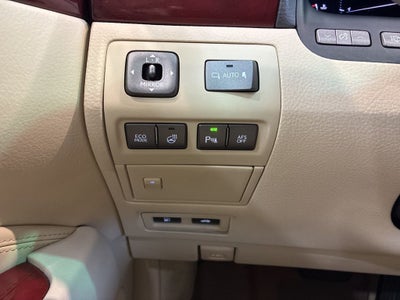 2010 Lexus LS 460 AWD/LUXURY/NAV/POWER DOOR CLOSERS/NEW TIRES