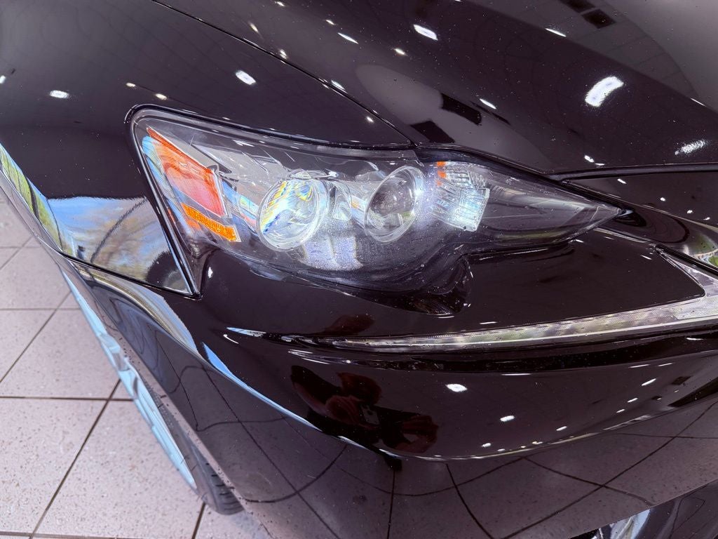 2016 Lexus IS 300 PREMIUM/NAV/BLIND SPOT/AWD/NEW REAR BRAKE PADS