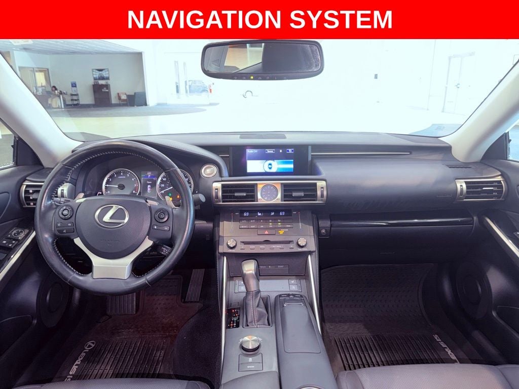 2016 Lexus IS 300 PREMIUM/NAV/BLIND SPOT/AWD/NEW REAR BRAKE PADS