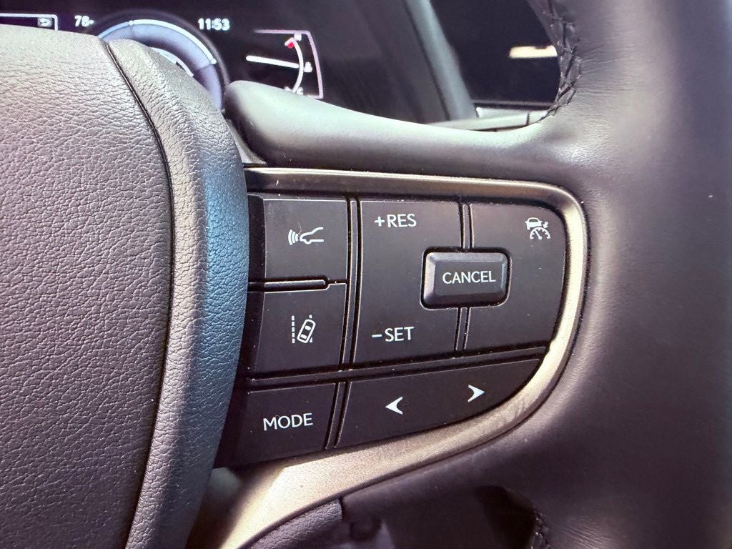 2023 Lexus UX 250h Premium SUNROOF/PARK AST/UNLIMITED MILE WARRANTY