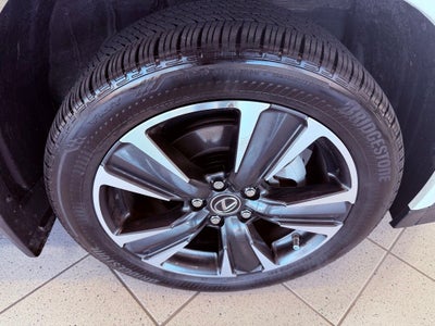 2024 Lexus UX 250h Premium BLIND SPOT/CARPLAY/CLEAN CARFAX