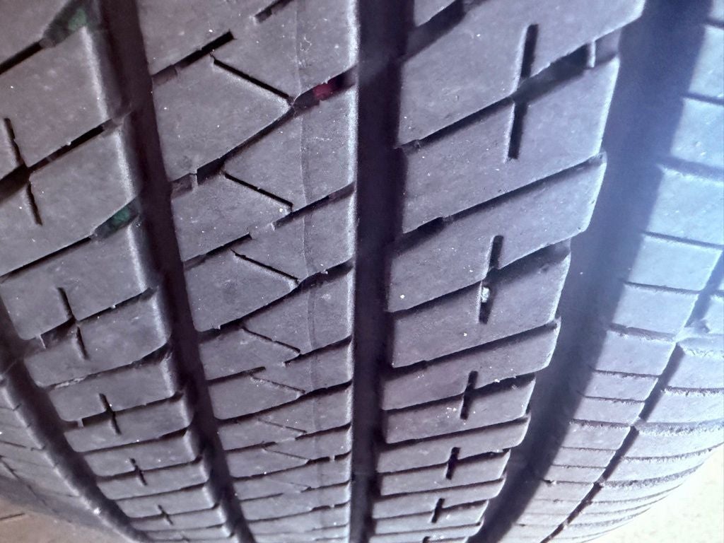 2024 Lexus UX 250h Premium BLIND SPOT/CARPLAY/CLEAN CARFAX