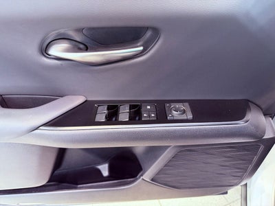 2024 Lexus UX 250h Premium BLIND SPOT/CARPLAY/CLEAN CARFAX