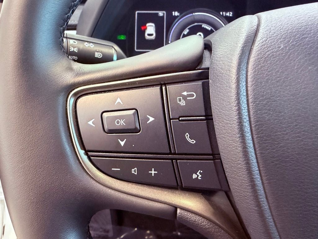 2024 Lexus UX 250h Premium BLIND SPOT/CARPLAY/CLEAN CARFAX