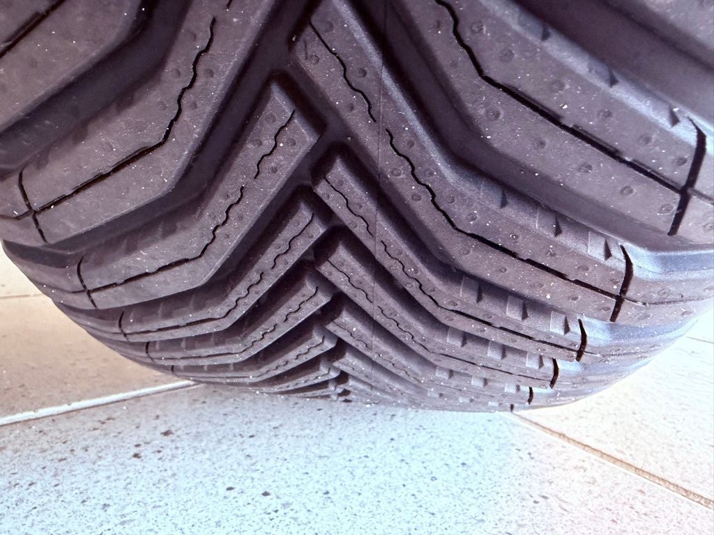 2023 Lexus RZ 450e Luxury PANO ROOF/HEAD UP/360 CAM/NEW TIRES