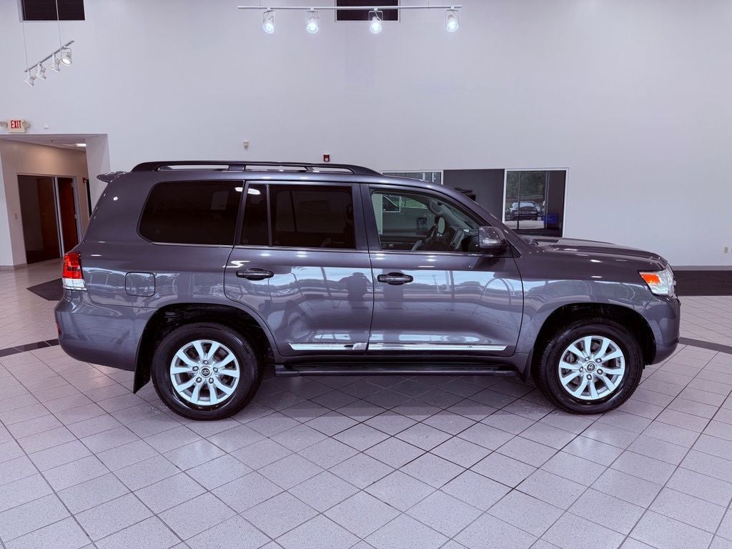2019 Toyota Land Cruiser PERFECTLY MAINTAINED AT TOYOTA/ALL RECORDS