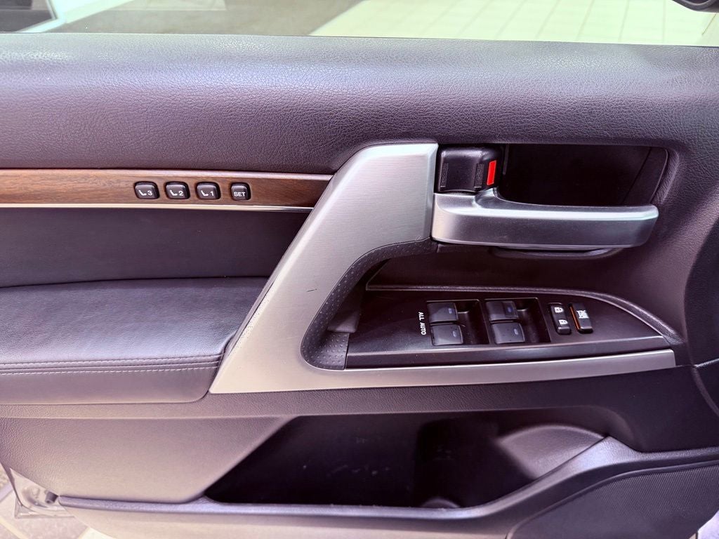 2019 Toyota Land Cruiser PERFECTLY MAINTAINED AT TOYOTA/ALL RECORDS