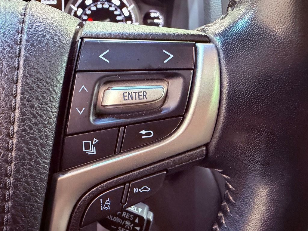 2019 Toyota Land Cruiser PERFECTLY MAINTAINED AT TOYOTA/ALL RECORDS