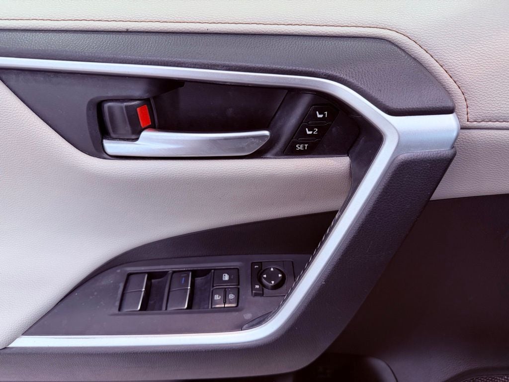 2020 Toyota RAV4 Hybrid Limited PANO ROOF/JBL/360 CAM/1 OWNER/NEW TIRES