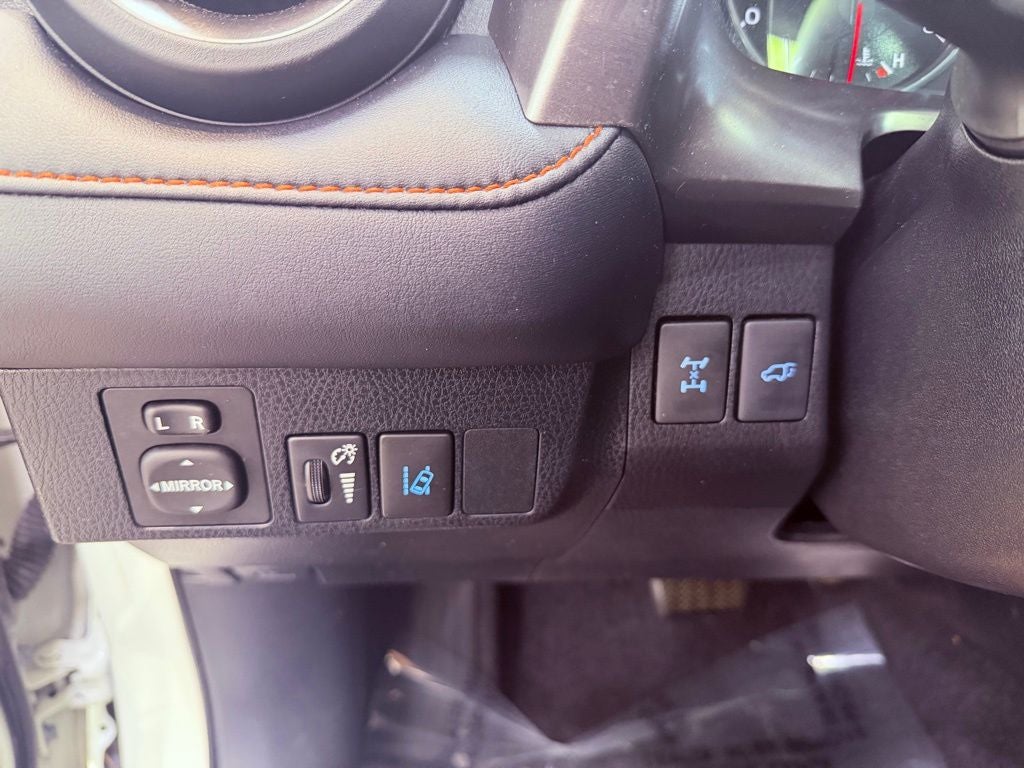 2017 Toyota RAV4 SE BLIND SPOT/SMART CRUISE/1 OWNER