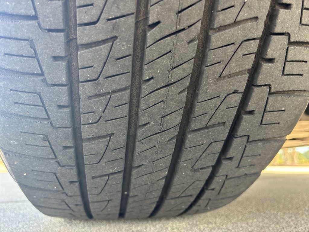 2019 Buick Envision Essence PANO ROOF/BLIND SPOT/REMOTE START/LANE ASST