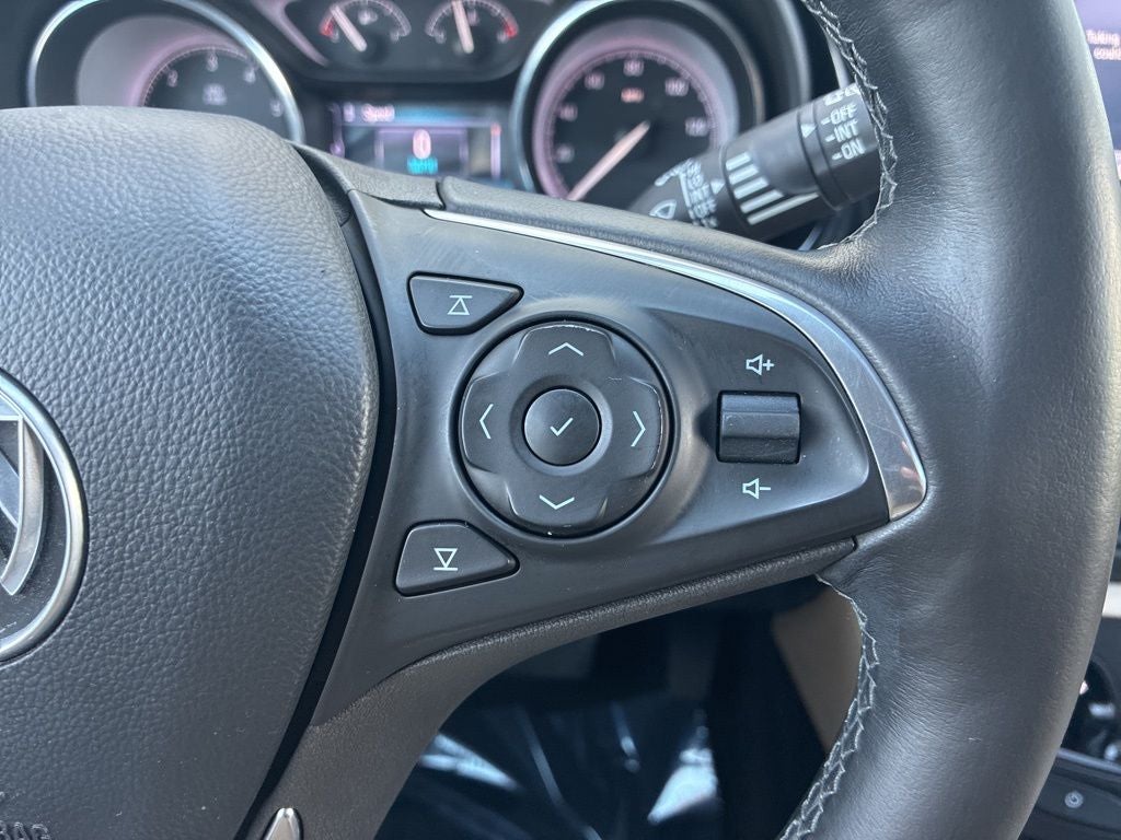 2019 Buick Envision Essence PANO ROOF/BLIND SPOT/REMOTE START/LANE ASST