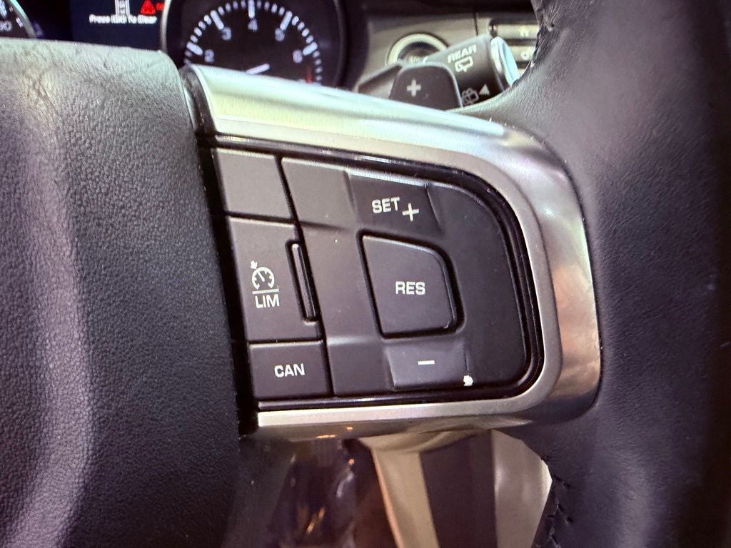 2016 Land Rover Discovery Sport HSE PANO ROOF/NAV/DRIVER AST+/4 NEW TIRES