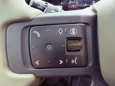2026 Land Rover Defender 110 OCTA PANO ROOF/MERIDIAN/HEAD UP/360 CAM