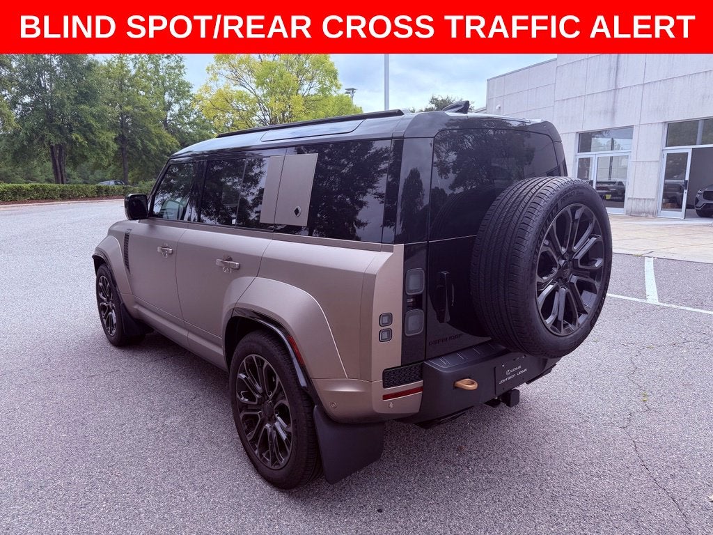 2026 Land Rover Defender 110 OCTA PANO ROOF/MERIDIAN/HEAD UP/360 CAM