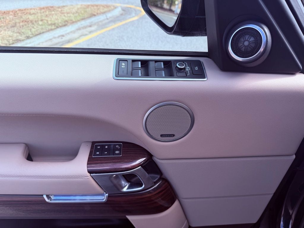 2017 Land Rover Range Rover 3.0L V6 Supercharged HSE MERIDIAN/DRIVE PKG/NEW TIRES