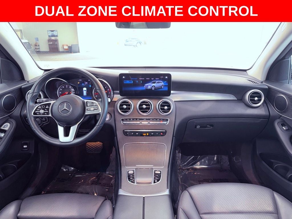 2022 Mercedes-Benz GLC GLC 300 PANO ROOF/PARKTRONIC/CLEAN CARFAX