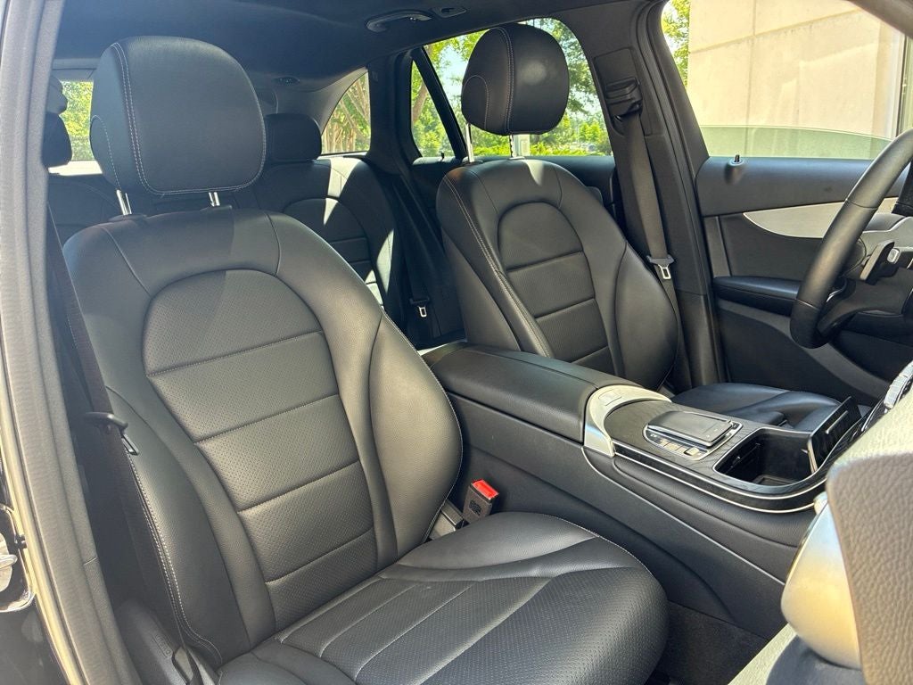 2022 Mercedes-Benz GLC GLC 300 PANO ROOF/PARK AST/CLEAN CARFAX
