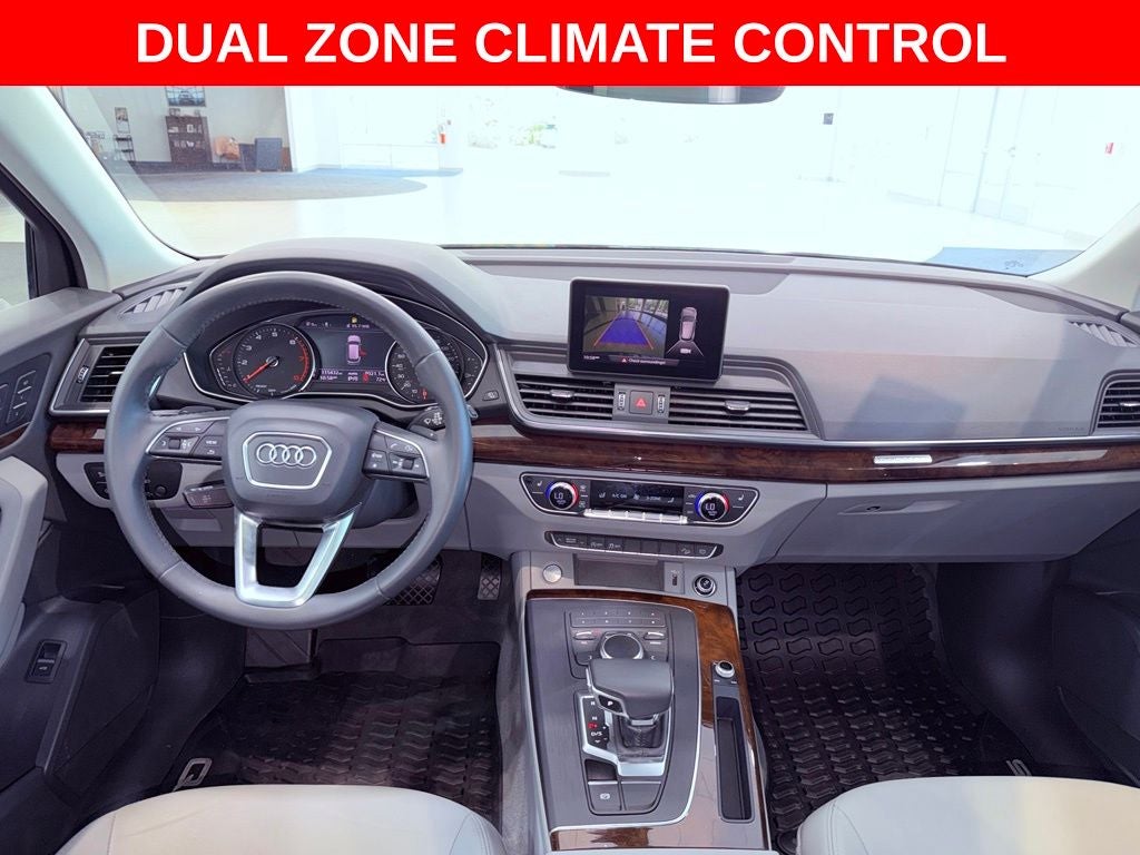 2019 Audi Q5 2.0T Premium quattro/PANO ROOF/CARPLAY/BLIND SPOT/NEW TIRES