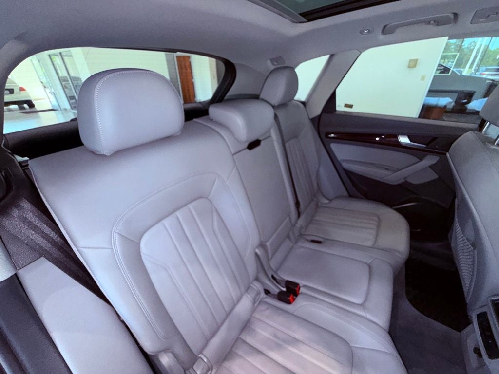 2019 Audi Q5 2.0T Premium quattro/PANO ROOF/CARPLAY/BLIND SPOT/NEW TIRES
