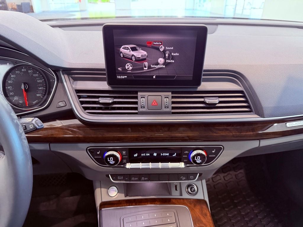 2019 Audi Q5 2.0T Premium quattro/PANO ROOF/CARPLAY/BLIND SPOT/NEW TIRES
