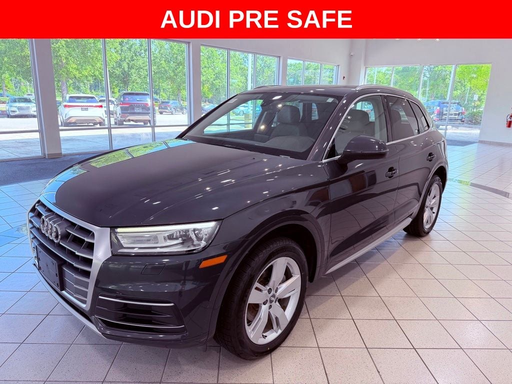 2019 Audi Q5 2.0T Premium quattro/PANO ROOF/CARPLAY/BLIND SPOT/NEW TIRES