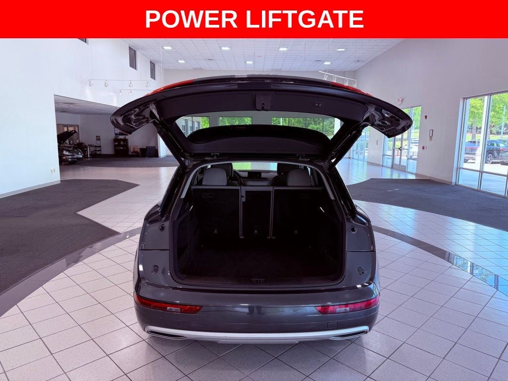 2019 Audi Q5 2.0T Premium quattro/PANO ROOF/CARPLAY/BLIND SPOT/NEW TIRES