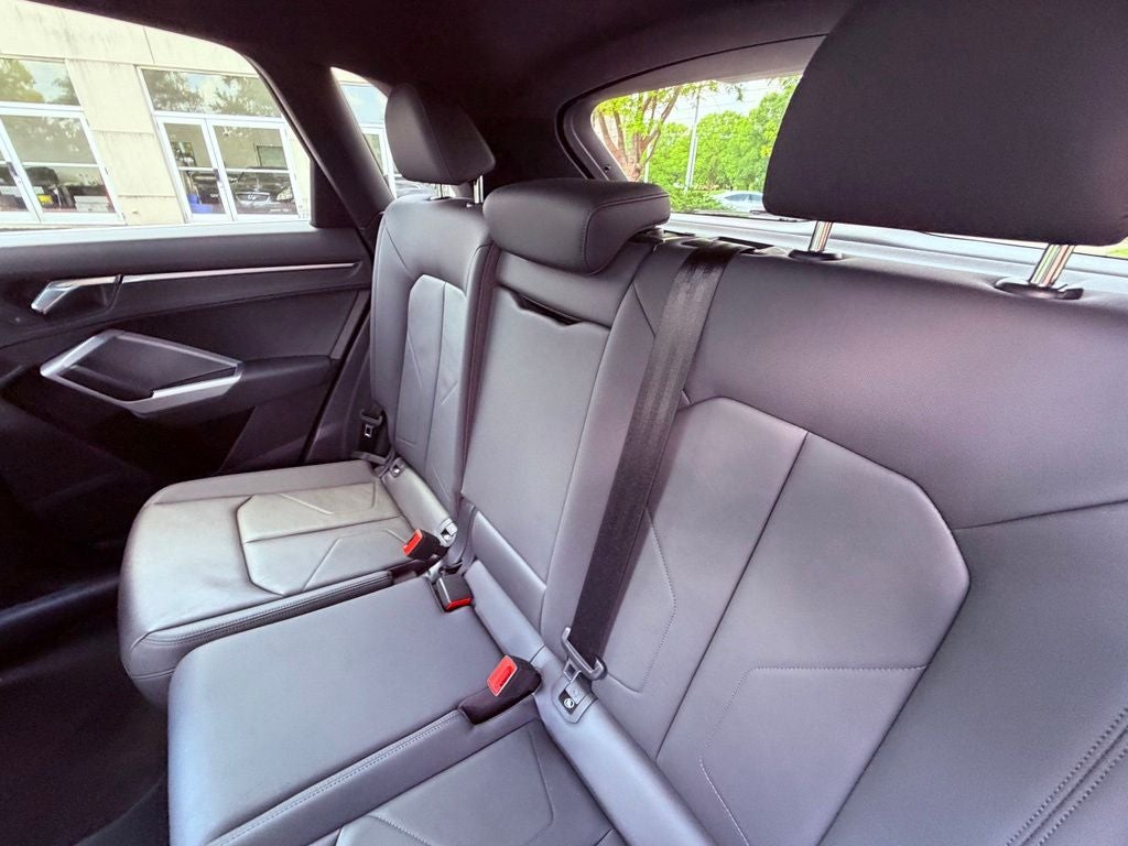 2021 Audi Q3 Premium S Line quattro/PANO ROOF/CONV PKG/PARK AST/CARPLAY