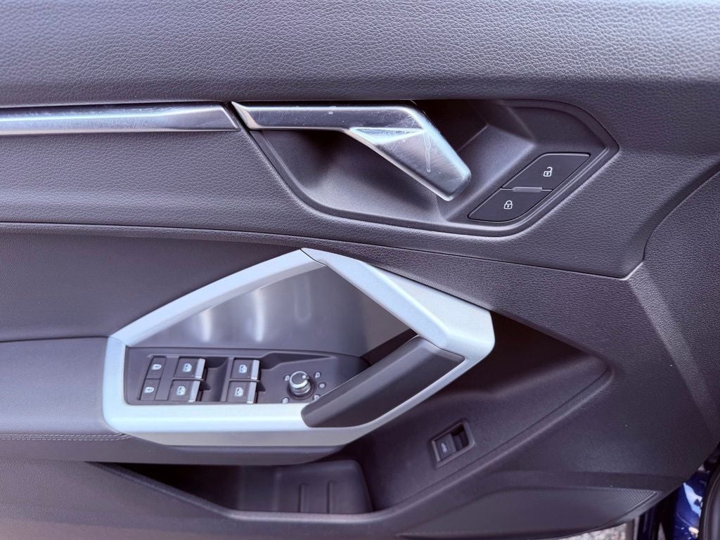 2021 Audi Q3 Premium S Line quattro/PANO ROOF/CONV PKG/PARK AST/CARPLAY