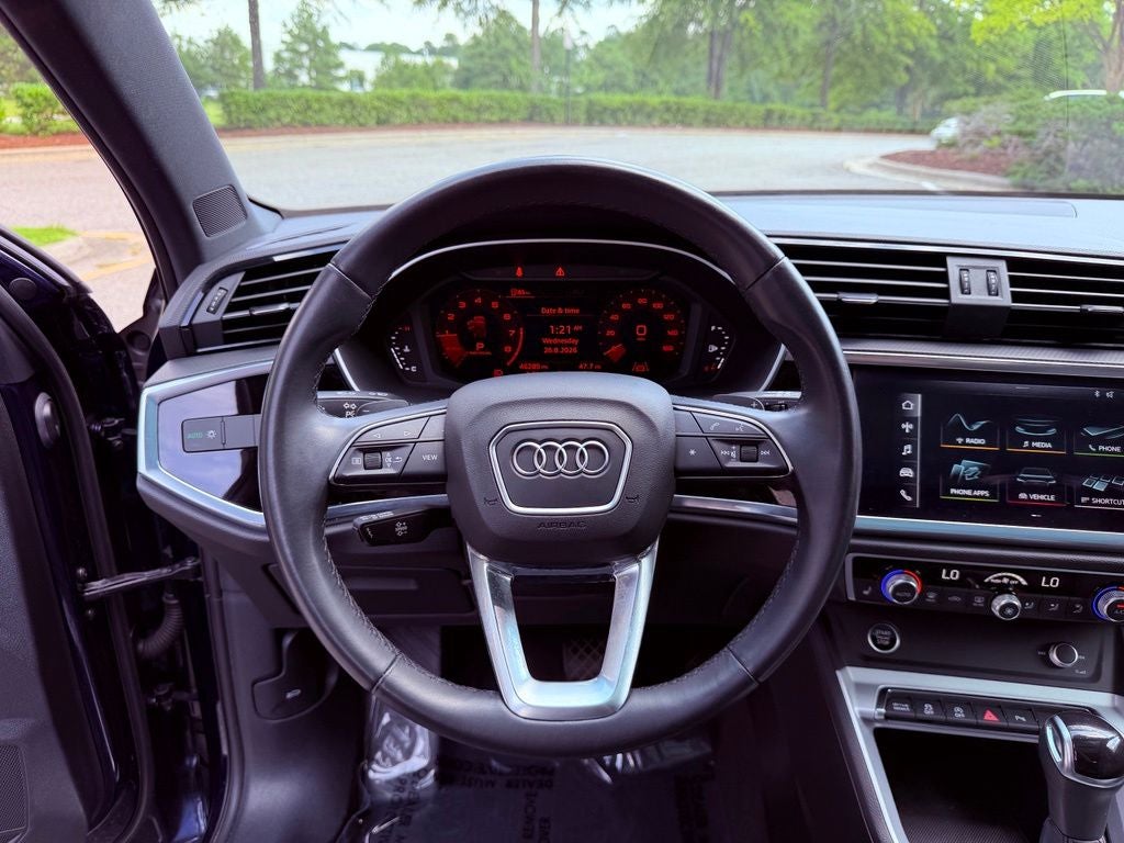 2021 Audi Q3 Premium S Line quattro/PANO ROOF/CONV PKG/PARK AST/CARPLAY