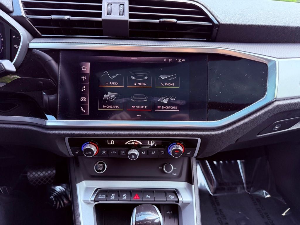 2021 Audi Q3 Premium S Line quattro/PANO ROOF/CONV PKG/PARK AST/CARPLAY
