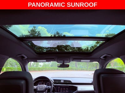 2021 Audi Q3 Premium S Line quattro/PANO ROOF/CONV PKG/PARK AST/CARPLAY