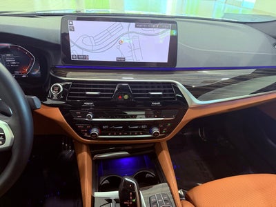2023 BMW 5 Series 530i xDrive M SPORT/PREMIUM/HEAD UP/HARMAN KARDON