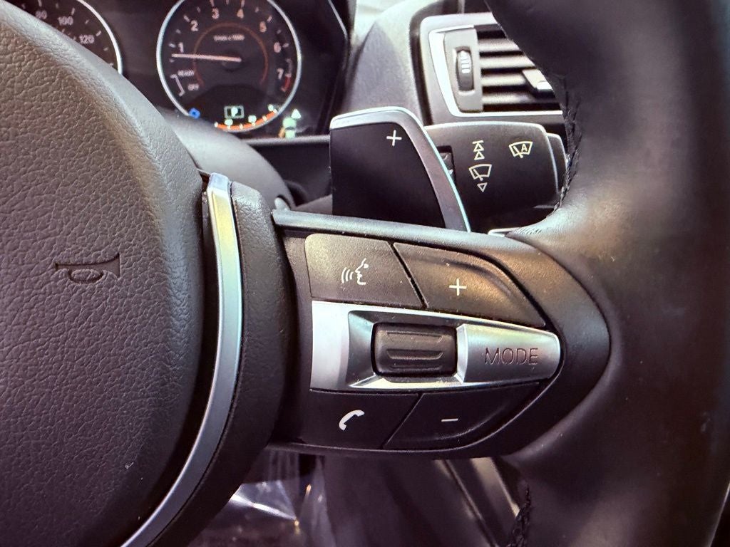 2016 BMW 2 Series M235i NAV/TECH PKG/1 OWNER/CLEAN CARFAX