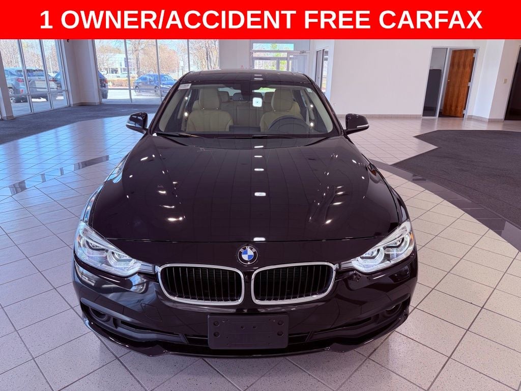 2018 BMW 3 Series 320i NAV/SUNROOF/BLINDSPOT/1 OWNER/4 NEW TIRES