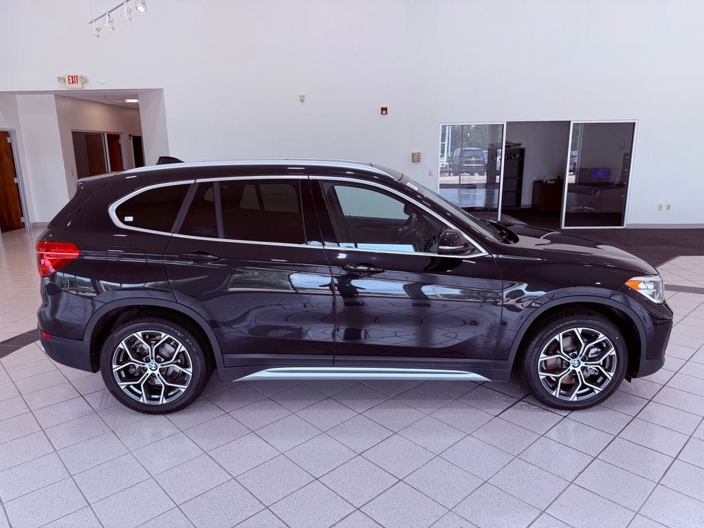 2021 BMW X1 sDrive28i PANO ROOF/NAV/CONV PKG/CARPLAY/NEW TIRES