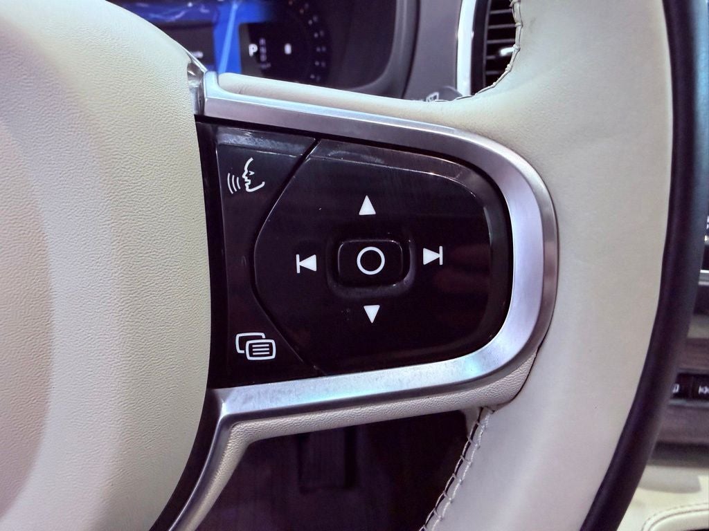 2023 Volvo XC90 Ultimate HARMAN KARDON/360 CAM/HEAD UP/NAV/SMART CRUISE