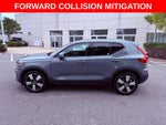 2021 Volvo XC40 Momentum PREMIUM/PANO ROOF/NAV/BLIND SPOT/PARK AST