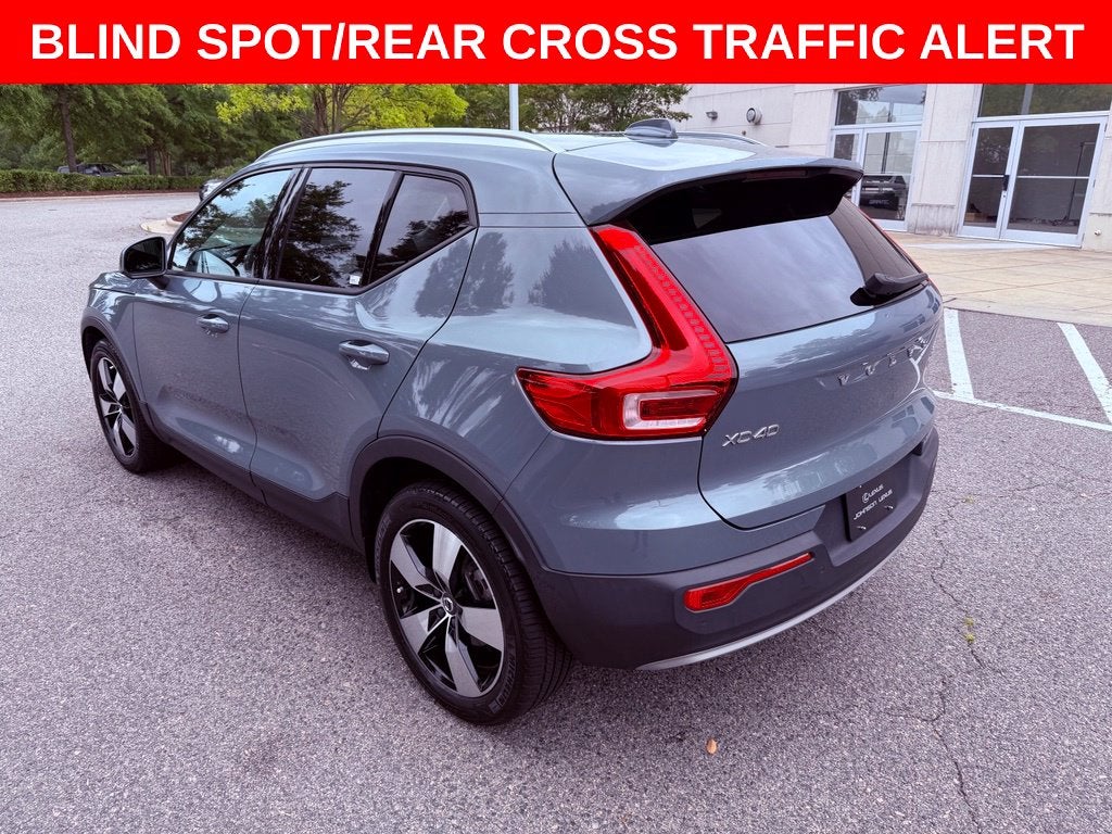 2021 Volvo XC40 Momentum PREMIUM/PANO ROOF/NAV/BLIND SPOT/PARK AST
