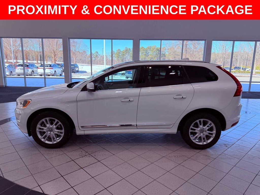 2016 Volvo XC60 T5 Drive-E Premier PANO ROOF/BLIND SPOT/1 OWNER/ALL RECORDS